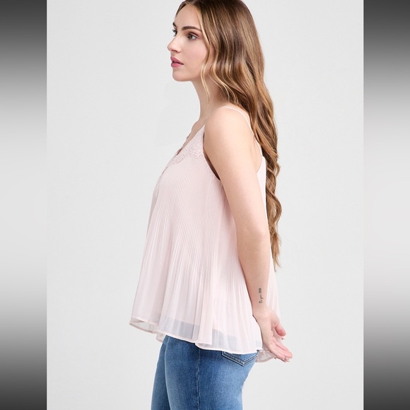 Pleated lace trim cami - Picture 4 of 6